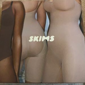 SKIMS  Oxide Body Suit with Shorts - Size S/M